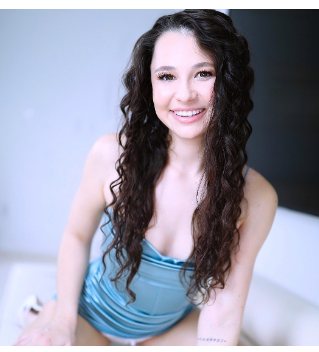 Liz Jordan Age, Career, Family, Net Worth, Height Bio 2024.